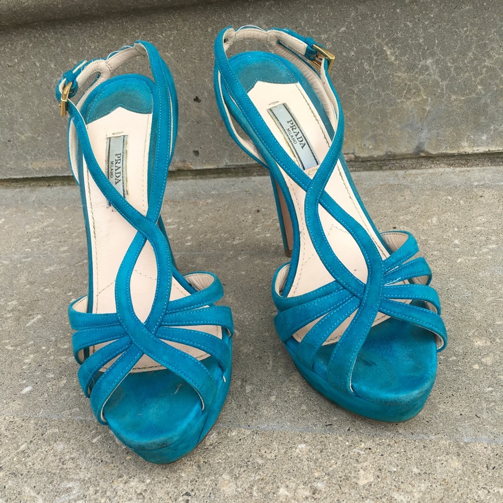 Prada Beautiful Platform High Heels Euro Size 38 / US 7.5